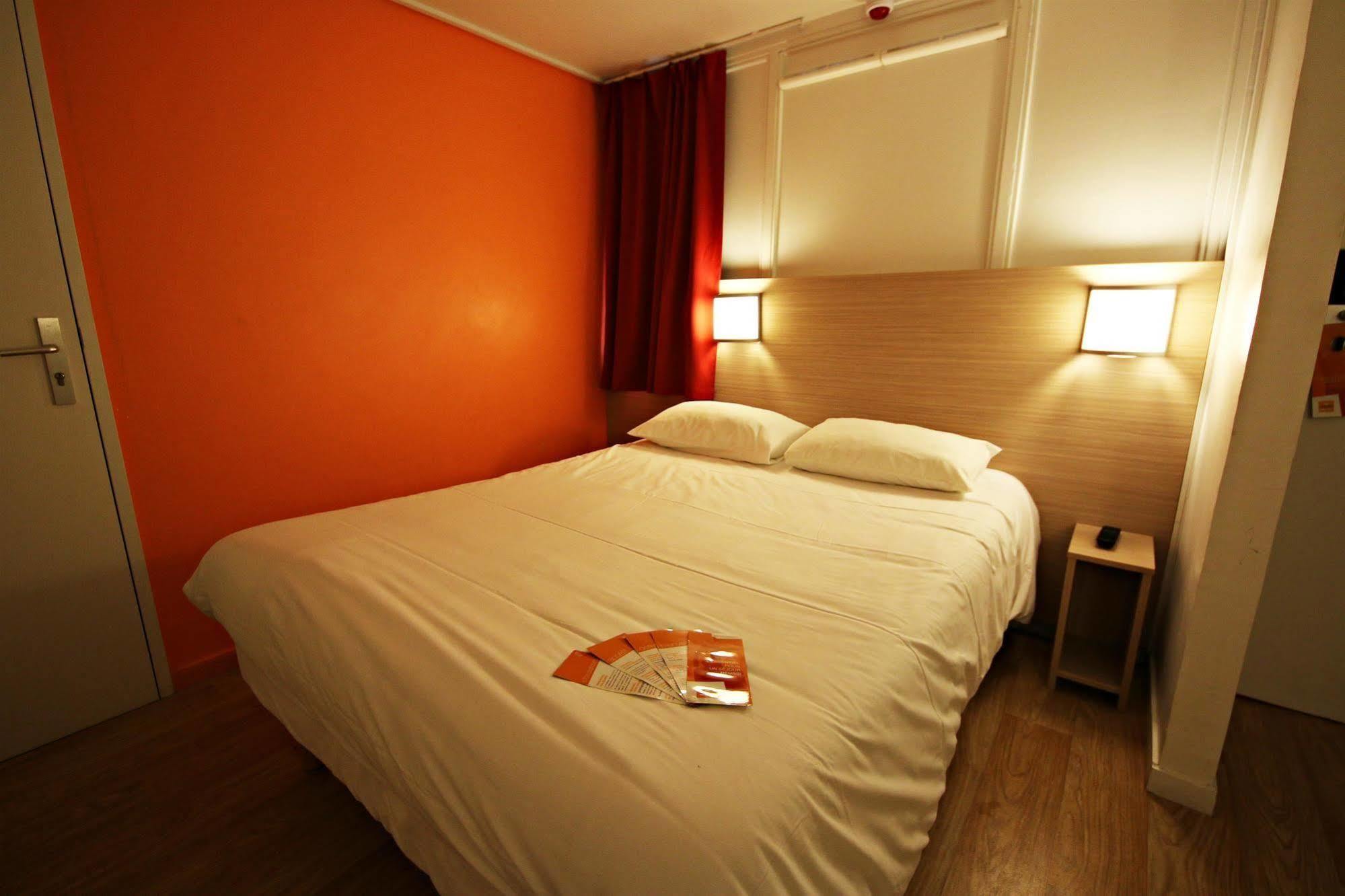 Premiere Classe Reims Sud - Bezannes Esterno foto
